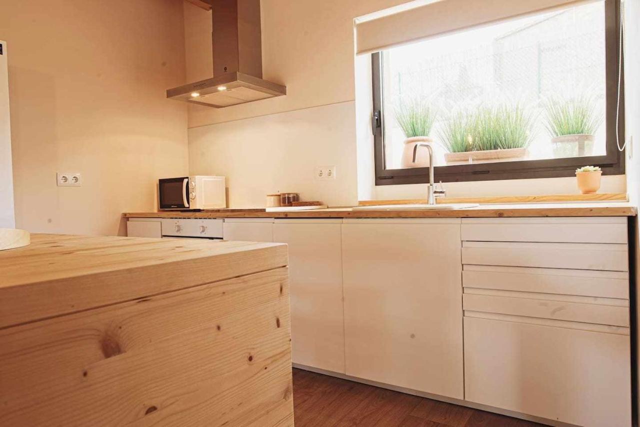 Casa Diana - B - By Lohodihomes Sant Jordi Desvalls Exterior photo
